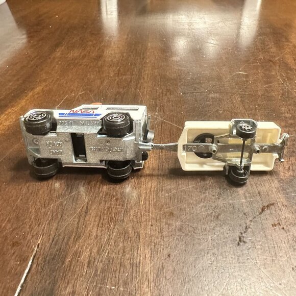 Vintage Majorette Land Rover NASA Diecast Vehicle & Trailer Set - Picture 3 of 6